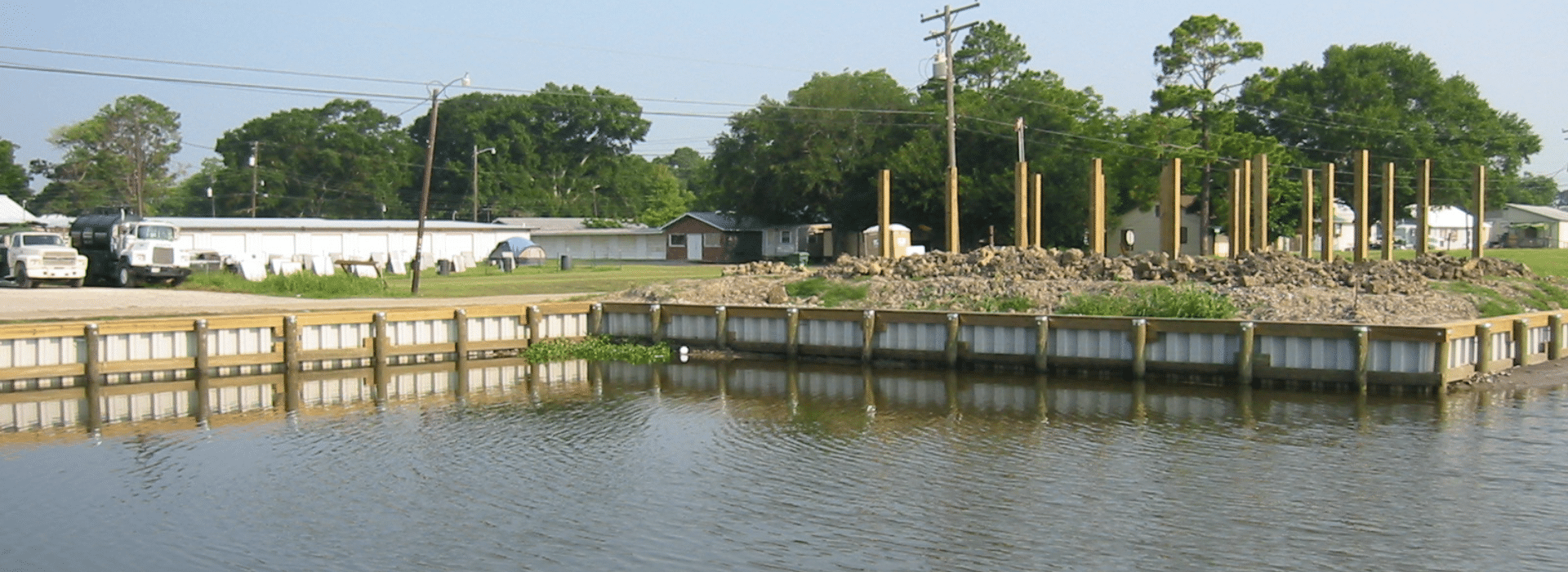 Bulkhead Construction - Vinyl Bulkheads - Waterfront Construction